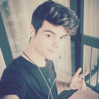 NarvaezYobana's profile picture. Adicta alas películas comedia, acción y música pop 👌👌👌💘