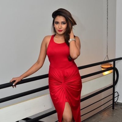 hansika2220's profile picture. Hi