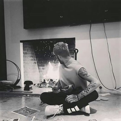 treyrpgbus's profile picture. bring the drugs baby i could bring my pain.