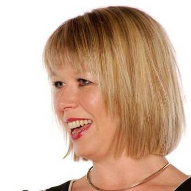 Network like a human being and make great connections. No pitches, forced referrals or lock-outs. Tweets by @thelouiselee