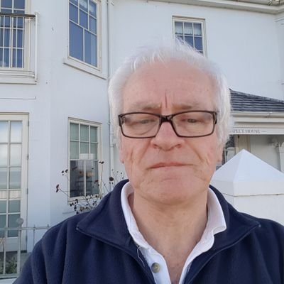 markrundle165's profile picture. 