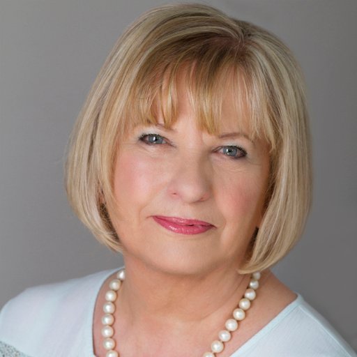 I love helping over 40s to start & grow a business. Fan of Brentford FC & Strictly. For business only tweets follow https://t.co/cftLUb1ugJ