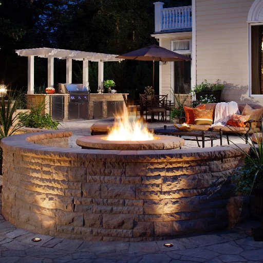 A family run business specializing in outdoor hardscape. Custom designed patios, walls, steps, walkways, pools, outdoor kitchens and fire pits.