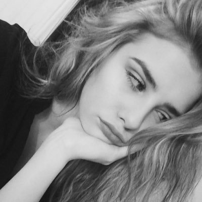 kiararpgpsy2's profile picture. so many books, so little time.