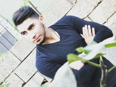 hakn73's profile picture.