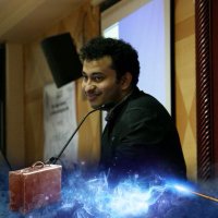 Akhil Menon (@akhilmenom) 's Twitter Profile