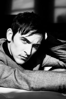❝ She saved me. I owe her my life. ❞ -- || Afflicted. || Loyal to the countess and loyal to the Hotel Cortez. || Gay. {AHS OC RP. }