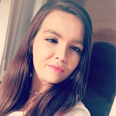 AdelineoO's profile picture. chieuse raleuse une femme quoi