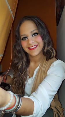 aliiciagutierre's profile picture. Alicia en el pais de las maravillas .