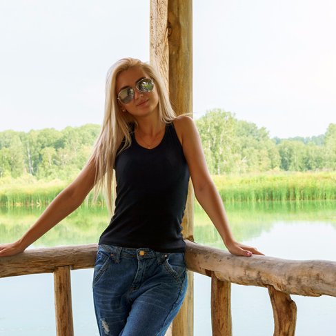 I’m Louise, I love adventures. Visit https://t.co/Wd1YZiHpZg and enjoy your life.