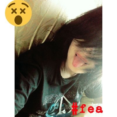 tengo 15 soy belieber mido 1.56 y soy de peru y quiero mucho a mi prima dana jjajajaja