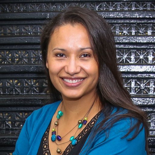 LaMaestraSantos's profile picture. 