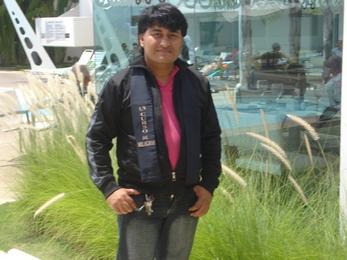 Deseo compartir e intercambiar ideas y opiniones con todos uds. amigos twitter