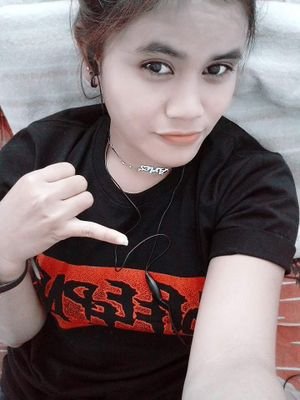 liong_young's profile picture. 