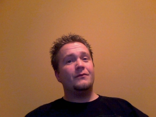I am a full time network marketing advisor with 13 years in the game!