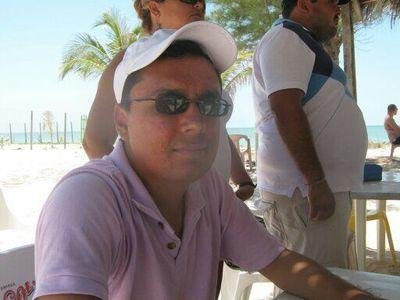 rsalazardeleon's profile picture. 