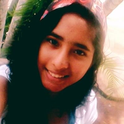 me gusta bailar y Soy de pocos amigos porque, no me gusta coleccionar hipocritas