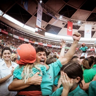 “qui perd els orígens perd identitat” casteller @Verds i remer @obreria 