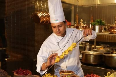 Executive chef @ Courtyard Marriott Agra.Passionate for #music.#radiojockey