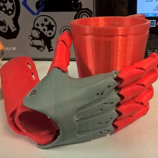 #fabLab #openinnovation #maker #fabrication #numerique #innovation #makerfaire