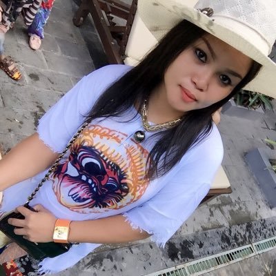 IndraPspaans's profile picture. Better hv a bad face instead of bad character