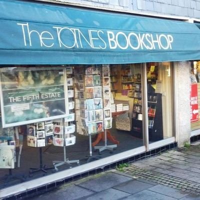 The Totnes Bookshop was an independent book store in the centre of the beautiful, historic town of Totnes. Established in 1963