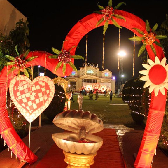 We have complete management team for wedding and theme based events in Jaipur.
We are also dealing with corporate and celebrity management.