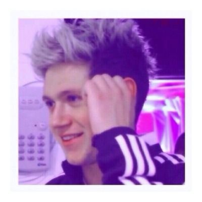 iwiszouis's profile picture. @starboyniaII