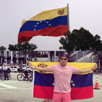 Venezolano 🇻🇪Profesional, El Éxito Depende de Ti Mismo, Si Vuelvo a Nacer Quiero La Misma Vida🔜 Living In 🇺🇸