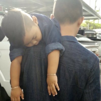 SukdisornM's profile picture. อดีตที่ปวดร้าวกับ/ความปวดร้าวของตัวเอง