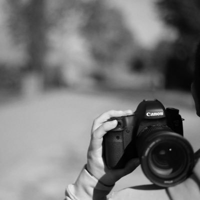 barrosohan's profile picture. Para mí, la fotografía representa la vida misma. Estudiante de Iluminación y Captación en el CIFP Rodríguez Fabres    la vida de curva en curva sabe mejor