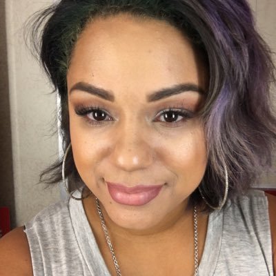 Renee42602's profile picture. 