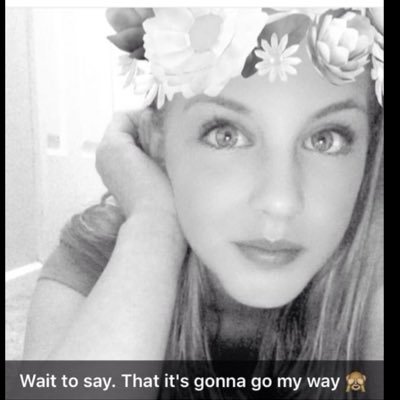 hey peoples 😊 my name is holly I'm 13 and got a close guy friend 💘 Talia is my world 🌎