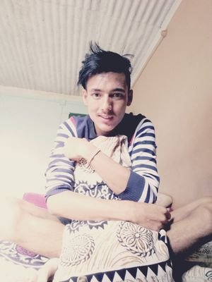 I am the one who never hurts people.
cause I am cristino fan..
and text me I will text back