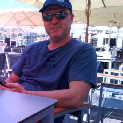 aintxauspe's profile picture. 