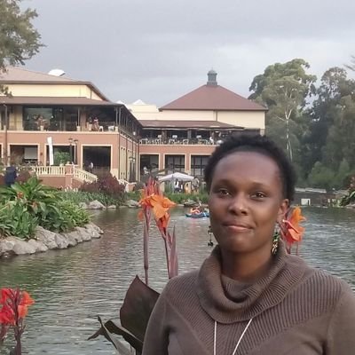 SheniNgethe's profile picture. Software Engineer, Data analyst