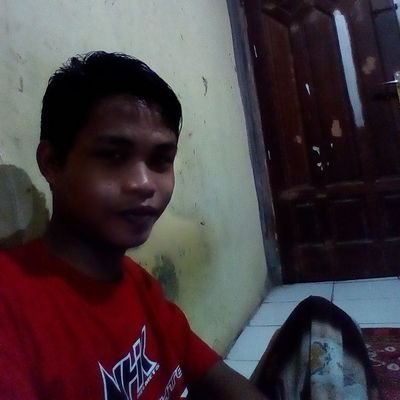 ronizzka's profile picture. 