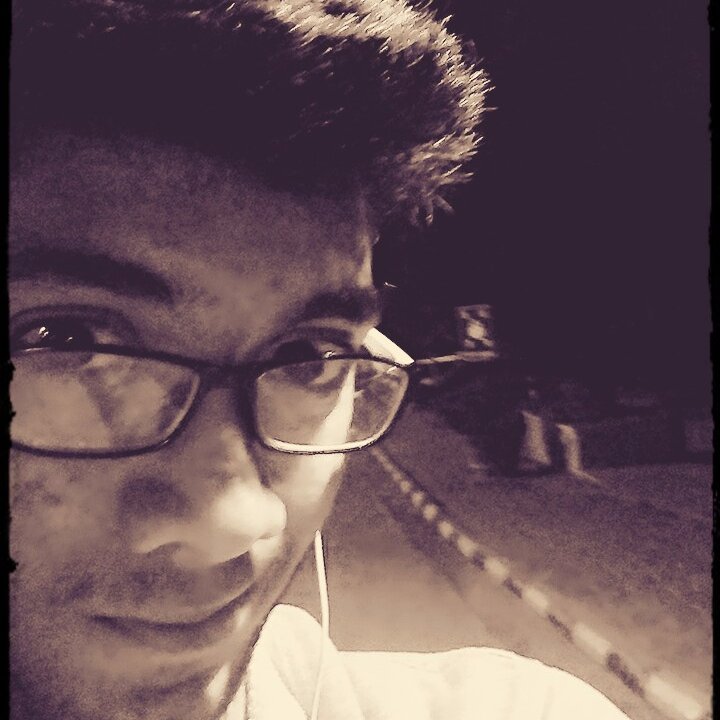 meisdivyansh's profile picture. I never get my mind to any one's comments on me.... just walkalong my own way....