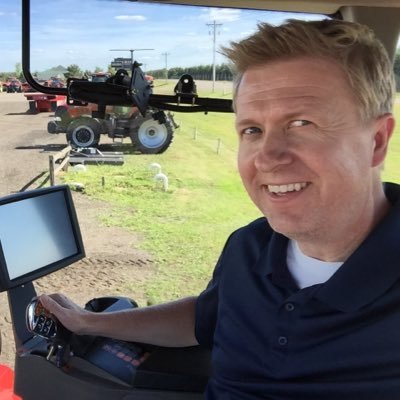SEO @ Best Buy & Amplifying digital content for agriculture. Live rural, love farming. Former TV Wx Dude. Kansas University Alum #RockChalk