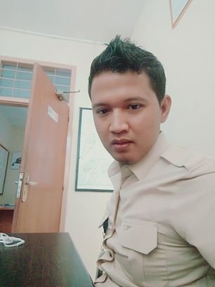 imansuratman85's profile picture. Berbicaralah sesuai kapasitas...