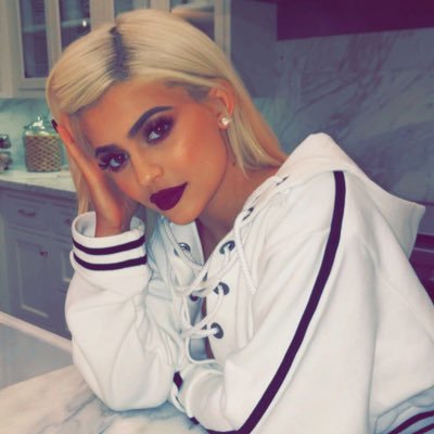 JustinKylieSel's profile picture. BUY PURPOSE ON ITUNES NOW AND STREAM IT ON SPOTIFY❗️