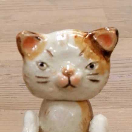 テディベア/動物の人形・ぬいぐるみの制作と教室やってます。
素材は、モヘア、陶器、羊毛フェルト、粘土、和紙、など。
https://t.co/5X845e3fVF