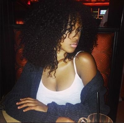 elisarpg's profile picture. 