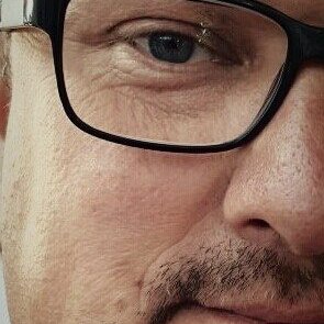 JoachimRiess's profile picture. Dell | EMC Account Executive, former teacher and IT solution expert, specialized in education IT solutions, Server and Storage solutions, Clients and Networking