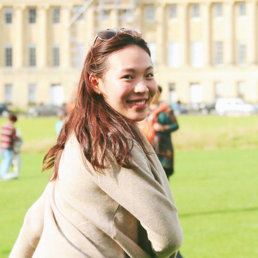 thaophan18's profile picture. 