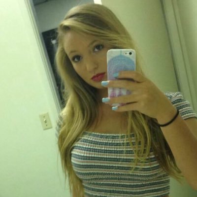 Single 👌🏼 love doctor who and music 🎶 looking for some friends 💋