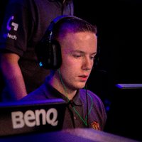 Mikael Andersen (@ultraztar) 's Twitter Profile