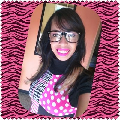 Flacanathalia's profile picture. Diseñadora de Modas Independiente, sincera, buena persona y chavista! Porq serlo no es pecado!
