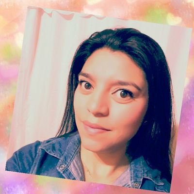 ZairaGarAb's profile picture. 