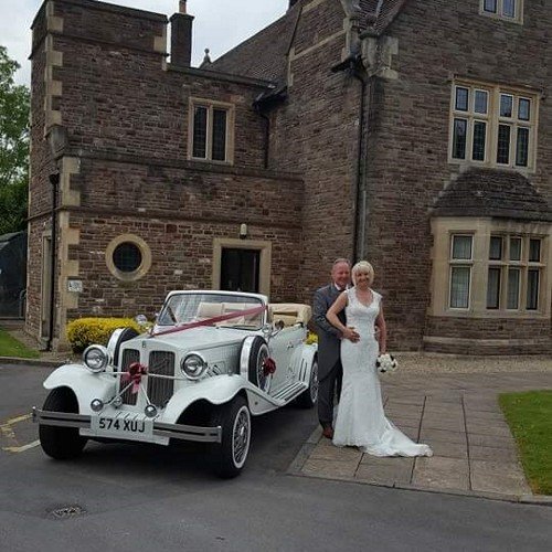 Spirit Wedding Cars provides Wedding Cars in the Bristol, Somerset, South Glos. & surrounding area's. We have Beauford &Rolls Royce wedding cars
